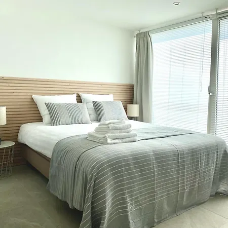 Zelfstandige Met Hottub شقة *